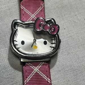 Excellent girls Hello Kitty watch